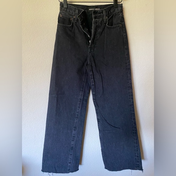 Aritzia - Deadstock (raw hem) The Farrah High Rise Jeans - 23W 28L - Picture 2 of 5